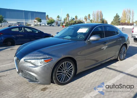 2017 Alfa Romeo Giulia Ti Rwd из США, поврежденный, VIN ZARFAECN8H7536327